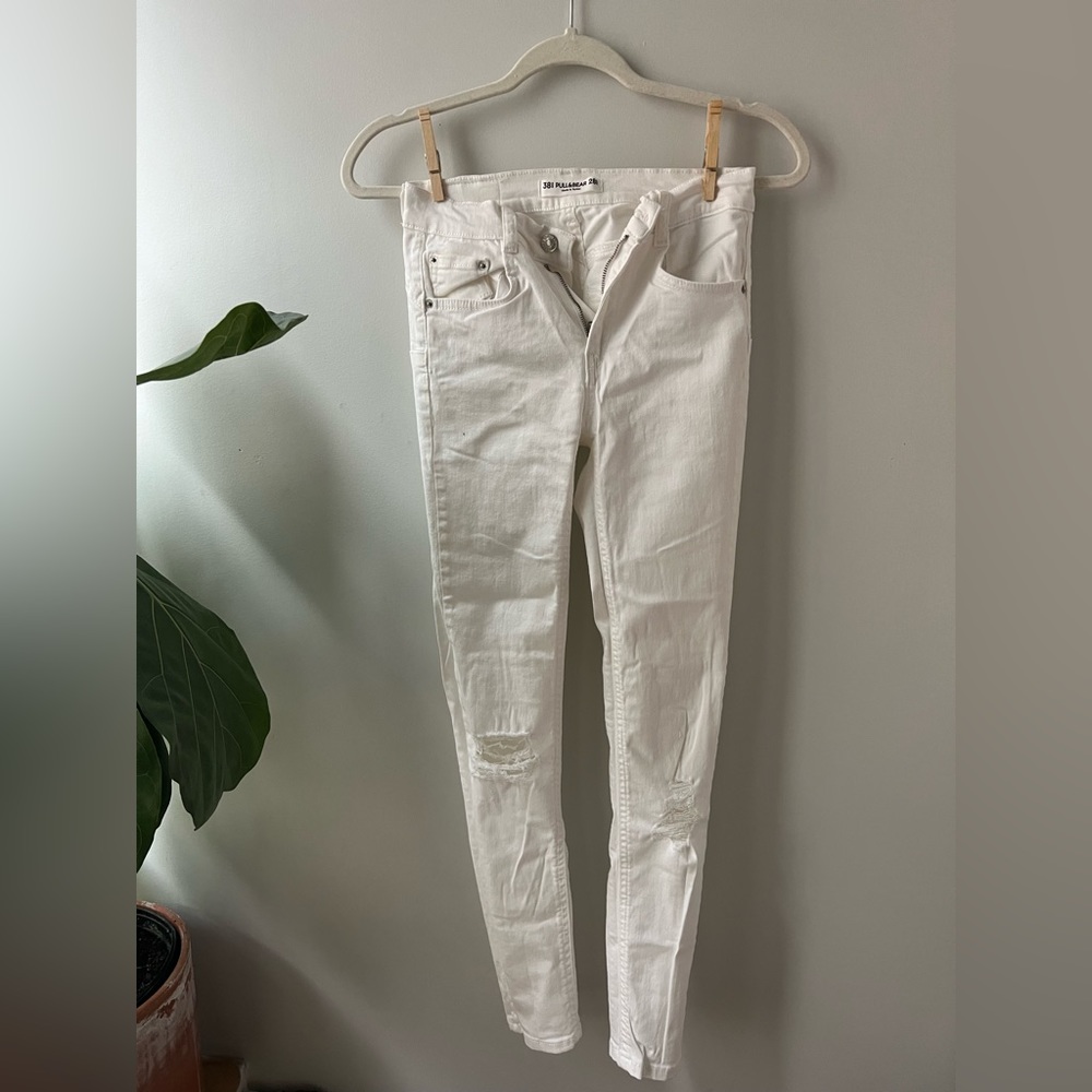 Pull&bear white skinny jeans destroyed ripped EUR 38